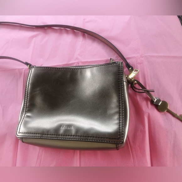 Fossil Chrome Key Crossbody Purse - Picture 2 of 11